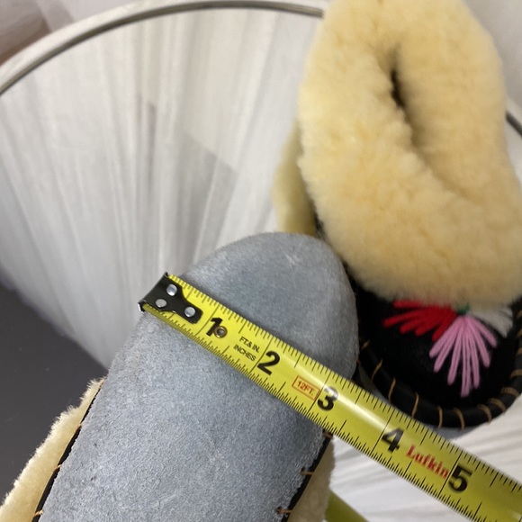 REDUCED!! Hand made kids slippers - Picture 8 of 9